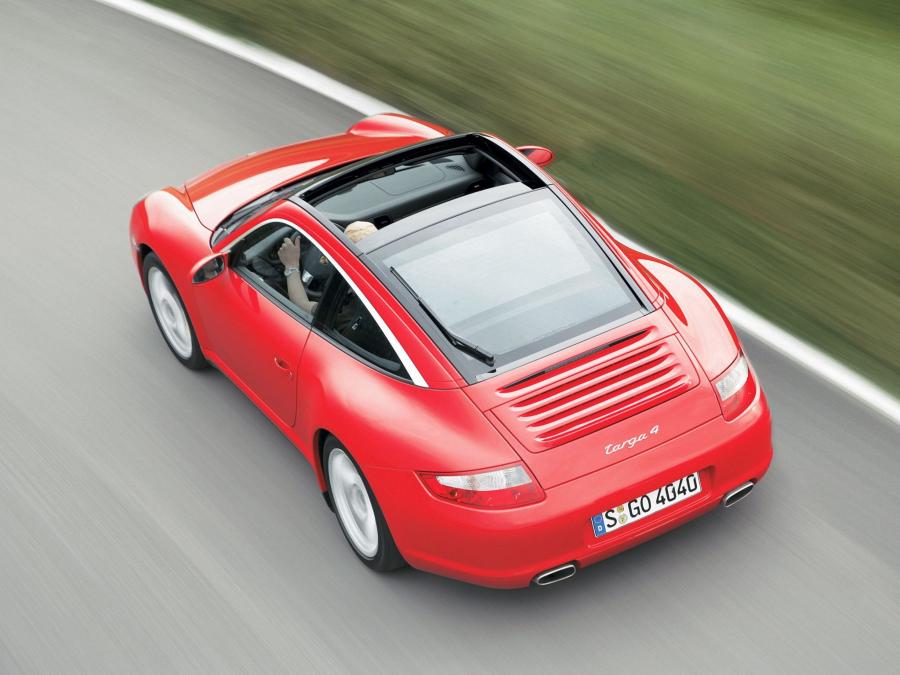  Porsche 911 Targa 4 2005 года  (фото 13 из 22)